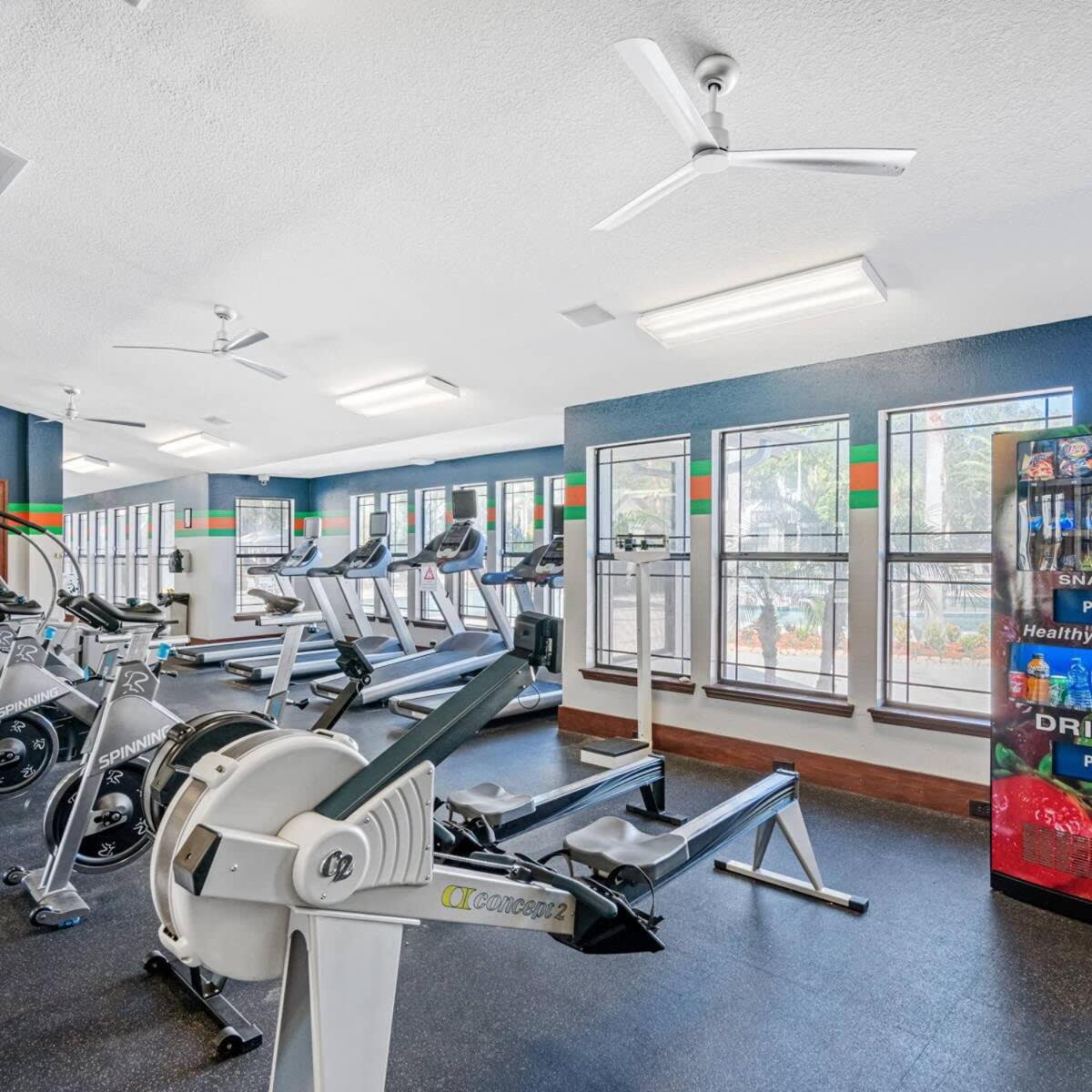 Villa 4Bd 2 Mi To Usf Free Pool + 24 Hour Gym Tampa Exterior foto
